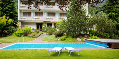 Wanderurlaub - Pools: Außenpool beheizt - Bodensdorf (Steindorf am Ossiacher See) - Hotel Klamberghof