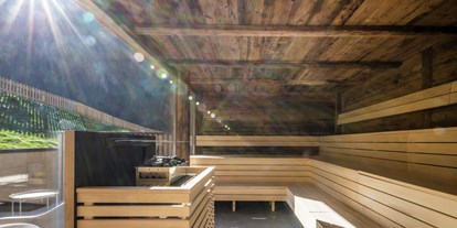Wanderurlaub - Unterkunftsart: Aparthotel - Säge - Sauna im Wellnessbereich im Berghaus Schröcken - Berghaus Schröcken