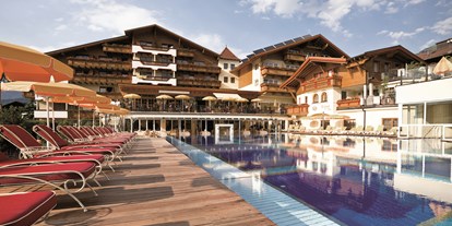Wanderurlaub - Hüttenreservierung - Seefeld in Tirol - Alpenpark Resort Seefeld im Sommer - Alpenpark Resort Seefeld