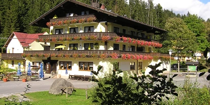 Wanderurlaub - Garten - Sankt Oswald-Riedlhütte - Natur- & Wanderhotel Mühle in Rinchnach - Gasthof Mühle / Natur- & Wanderhotel