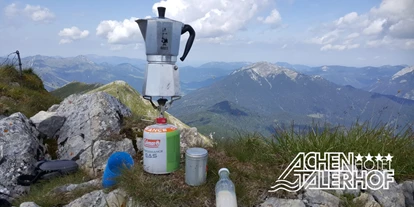 Wanderurlaub - Ausrüstungsverleih: Wanderschuhe - Pill - geführte Wanderung im Rofan mit "Gipfel-Kaffeepause" - Hotel Achentalerhof