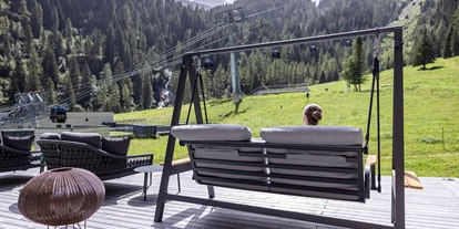 Wanderurlaub - Bettgrößen: Doppelbett - Hall in Tirol - Ausblick von der Hollywoodschaukel - Hotel Der Rindererhof