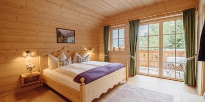 Wanderurlaub - Bettgrößen: Doppelbett - Gröbming - Schlafzimmer im Ferienhaus Salzkammergut Plus - Narzissendorf Zloam
