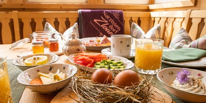 Wanderurlaub - geführte Wanderungen - Sbg. Salzkammergut - Frühstückskorb auf Bestellung - Narzissendorf Zloam