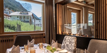Wanderurlaub - Bettgrößen: Doppelbett - Partenen - Restaurant im Hotel Post Ischgl - Hotel Post Ischgl