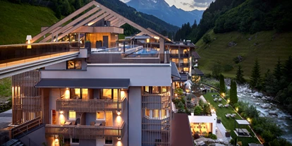 Wanderurlaub - Bettgrößen: Doppelbett - Unterkrimml - ZillergrundRock Luxury Mountain Resort