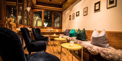 Wanderurlaub - Preisniveau: moderat - Naters - Lounge Bar - Hotel Bristol*** Saas-Fee