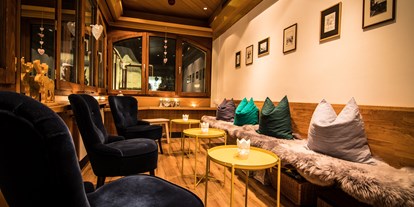 Wanderurlaub - Bettgrößen: Twin Bett - Walliser Alpen - Lounge Bar - Hotel Bristol*** Saas-Fee