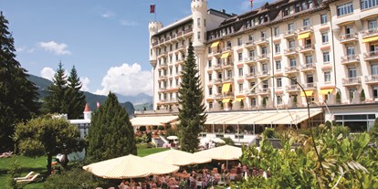 Wanderurlaub - Schuhputzmöglichkeit - Berner Alpen - Gstaad Palace Outdoor View Sommer - Gstaad Palace