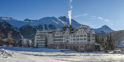Wanderurlaub - Fahrstuhl - Alvaneu Bad - Aussenansicht - Cresta Palace Hotel