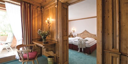 Wanderurlaub - Bettgrößen: King Size Bett - Bayerische Voralpen - Sie mögen etwas mehr Platz? Unsere Suiten verfügen über 50 m² bis 70 m² . Gönnen Sie sich etwas Luxus.  - Parkhotel Wallgau