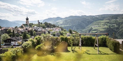 Wanderurlaub - Trockenraum - Trentino-Südtirol - Spielplatz -  Hotel Emmy-five elements