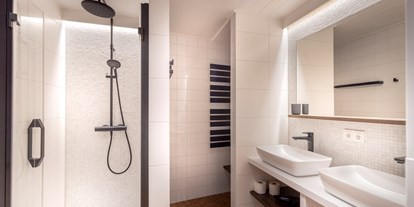 Wanderurlaub - Bad und WC getrennt - PLZ 9963 (Österreich) - Appartment 45 m2 mit privater Sauna und Kamin - Hotel Goldried