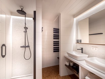 Wanderurlaub - Hotel-Schwerpunkt: Wandern & Biken - Appartment 45 m2 mit privater Sauna und Kamin - Hotel Goldried