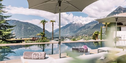 Wanderurlaub - Pools: Infinity Pool - Südtirol - Hotel Hohenwart