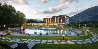 Wanderurlaub - Bergsee - Taufers im Münstertal - Hotelansicht - Garden Park Hotel