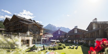 Wanderurlaub - Pools: Außenpool beheizt - Taisten/Welsberg - Post Alpina - Family Mountain Chalets