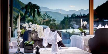 Wanderurlaub - Pools: Infinity Pool - Reischach (Trentino-Südtirol) - Hotel Quelle Nature Spa Resort *****