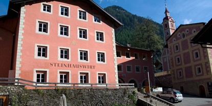 Wanderurlaub - Ehrenburg (Trentino-Südtirol) - Ansicht von vorne - Hotel Steinhauswirt