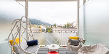 Wanderurlaub - Touren: Hochtour - Graubünden - Deluxe King Gold Balkon - Hard Rock Hotel Davos