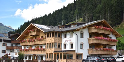 Wanderurlaub - Hotel-Schwerpunkt: Wandern mit Kindern - Mühlbach/Vals - Almhotel Bergerhof 