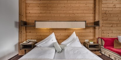 Wanderurlaub - Bettgrößen: King Size Bett - St. Lorenzen (Reichenau) - Doppelzimmer im Hotel St. Oswald
©️ Fotoatelier Wolkersdorfer - Hotel St. Oswald