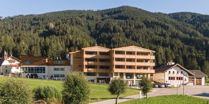 Wanderurlaub - Pools: Außenpool beheizt - Innichen/Vierschach - Alpine Nature Hotel Stoll