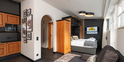 Wanderurlaub - Bettgrößen: Queen Size Bett - Suite Panorama - Mondi Hotel Bellevue Gastein