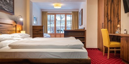 Wanderurlaub - geführte Touren - Königsleiten - Zimmer Sonnenblume mit Terasse - Hotel Senningerbräu