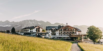 Wanderurlaub - Schwierigkeit Wanderungen: Alpine Route - Gröbming - Mitten im Grünen gelegen. - Hotel Schwaigerhof ****S