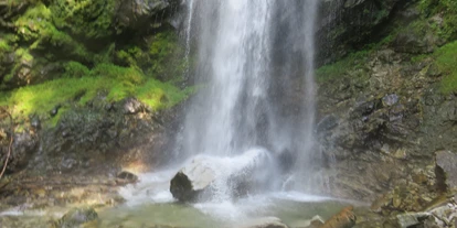 Wanderurlaub - Trockenraum - Trentino-Südtirol - Wanderung zum Wasserfall in Vintl - Falkensteiner Hotel & Spa Sonnenparadies