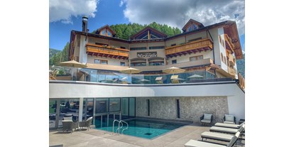Wanderurlaub - Umgebungsschwerpunkt: Berg - Wolkenstein-Gröden - Hotel - Hotel Miravalle