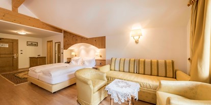 Wanderurlaub - geführte Touren - La Villa in Badia - Suite Sassolungo - Hotel Miravalle