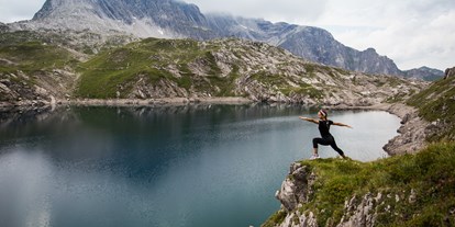 Wanderurlaub - Wellnessbereich - Damüls - Yoga in den Bergen - Hotel Goldener Berg