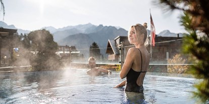 Wanderurlaub - Pools: Außenpool beheizt - Ischgl - Wellness Hotel Cervosa*****