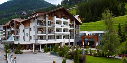 Wanderurlaub - Hallenbad - Tiroler Oberland - Hotel Tirol Alpin Spa