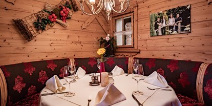 Wanderurlaub - Ausrüstungsverleih: Teleskopstöcke - Tirol - Restaurant La Vita - Hotel Pramstraller