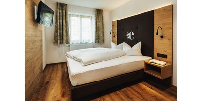 Wanderurlaub - Bettgrößen: Doppelbett - Crusch - Doppelzimmer "Bergidylle" - Hotel Edelweiss