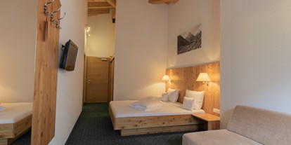 Wanderurlaub - Bettgrößen: Doppelbett - Partenen - Doppelzimmer Ballunspitze - Berghotel Rasis