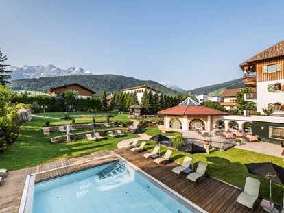 Wanderurlaub - Fahrstuhl - MIRABELL DOLOMITES HOTEL . LUXURY . AYURVEDA & SPA