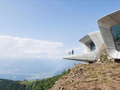 Wanderurlaub - Fahrstuhl - MIRABELL DOLOMITES HOTEL . LUXURY . AYURVEDA & SPA