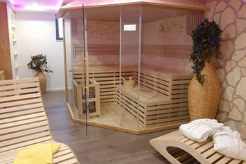 Wanderhotel: Sauna mit Wohlfühlbeleuchtung - Landhaus Ohnesorg 