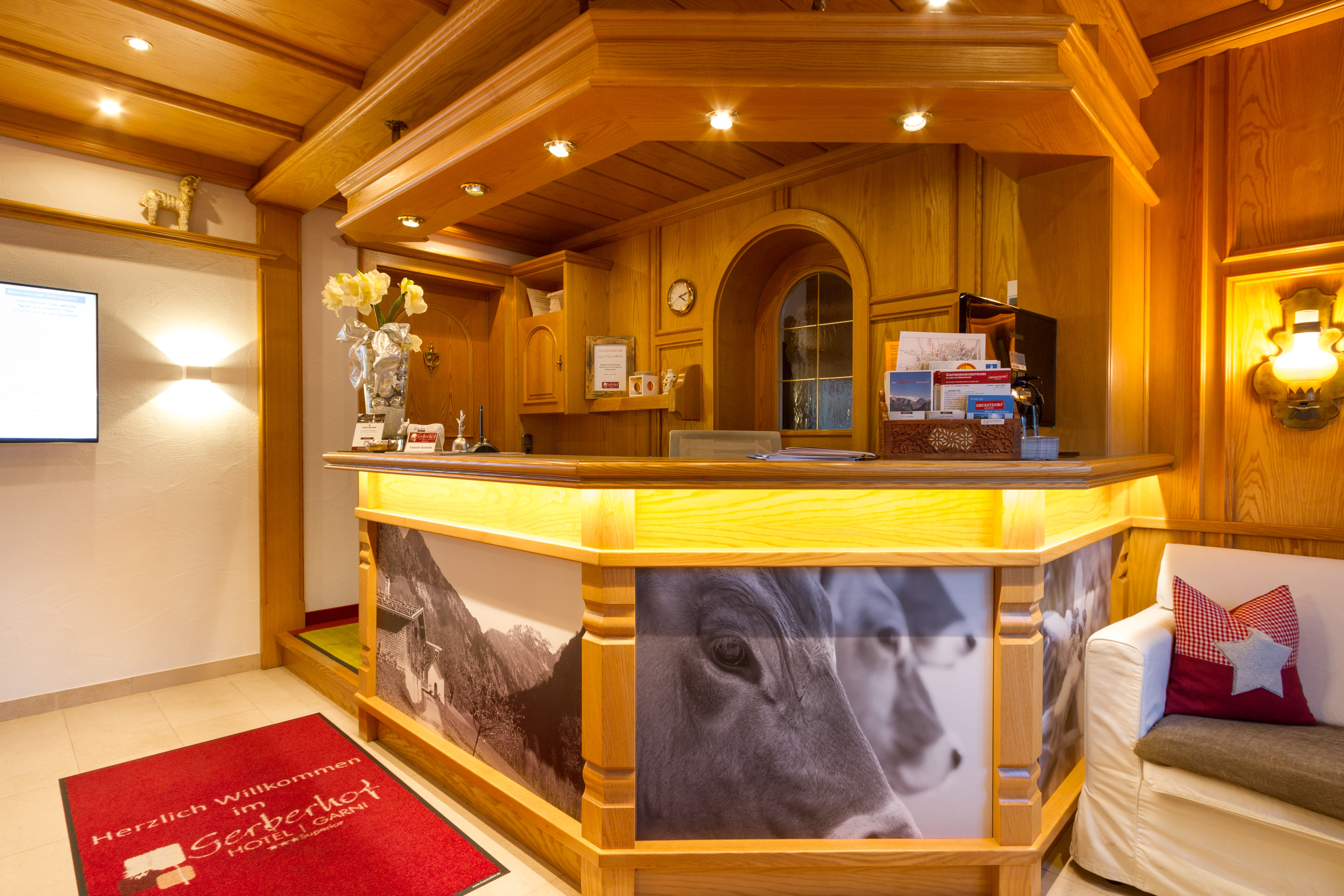 Wanderhotel: Rezeption - Hotel Garni Gerberhof Adults only 15 plus