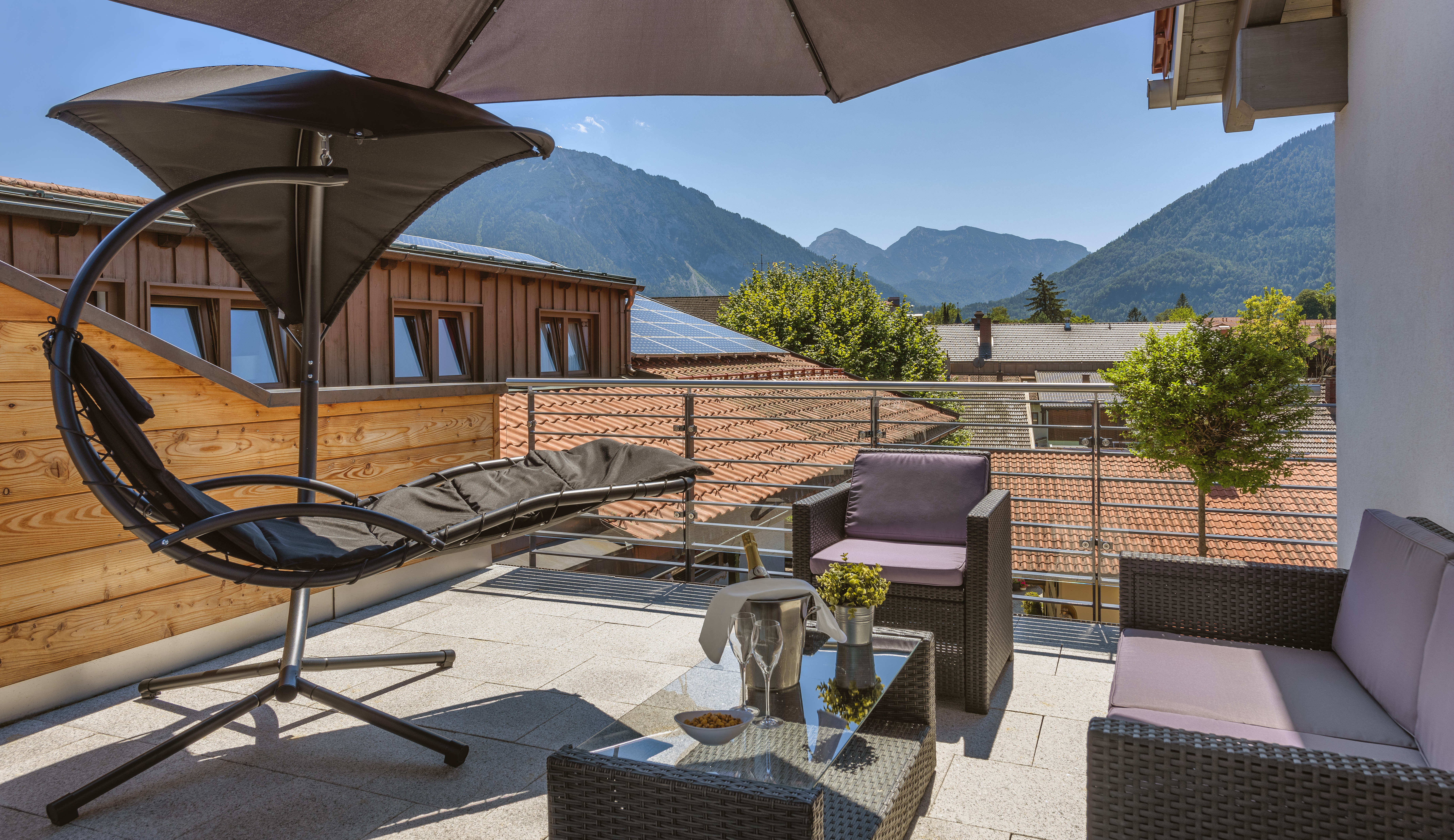 Wanderhotel: Terrasse 3. Stock - Hotel Ruhpoldinger Hof