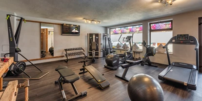 Wanderurlaub - Fahrstuhl - Bayern - Fitnessraum - Hotel Ruhpoldinger Hof