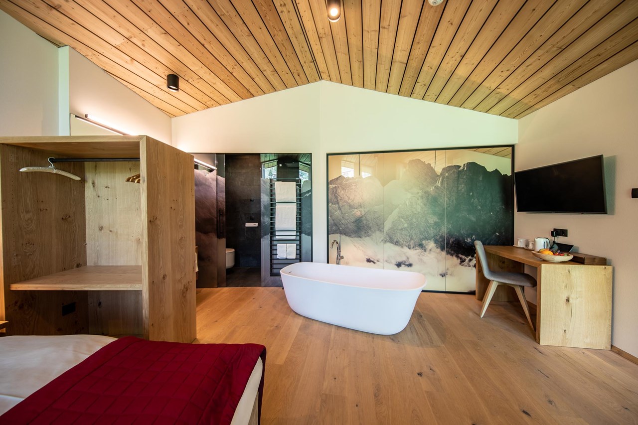 Panoramic Lotsch Zimmerkategorien Deluxe Suite Mountain View