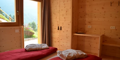 Wanderurlaub - Pools: Schwimmteich - Südtirol - Zimmer - Naturchalet