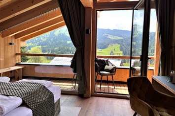 Wanderhotel: Zimmer Bergliebe mit Panoramblick - Torghele's Wald & Fluh