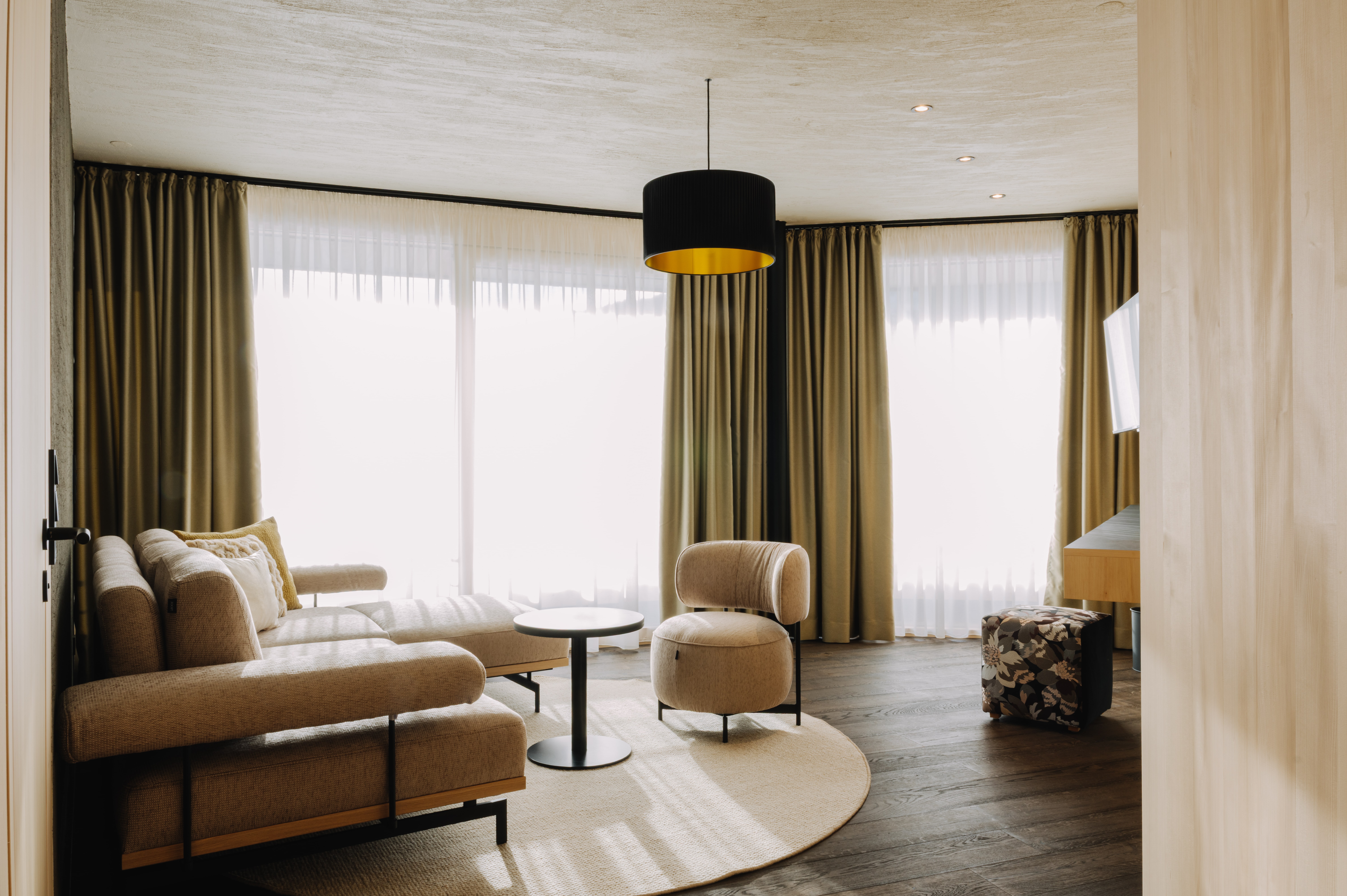 Wanderhotel: Torghele's Wald & Fluh