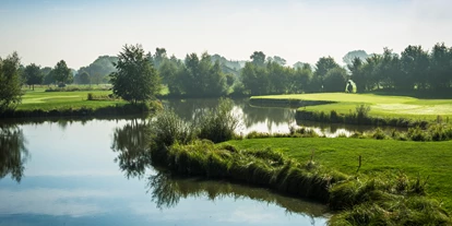 Wanderurlaub - Fahrstuhl - Bayern - Porsche Golf-Course - Hartls Parkhotel Bad Griesbach